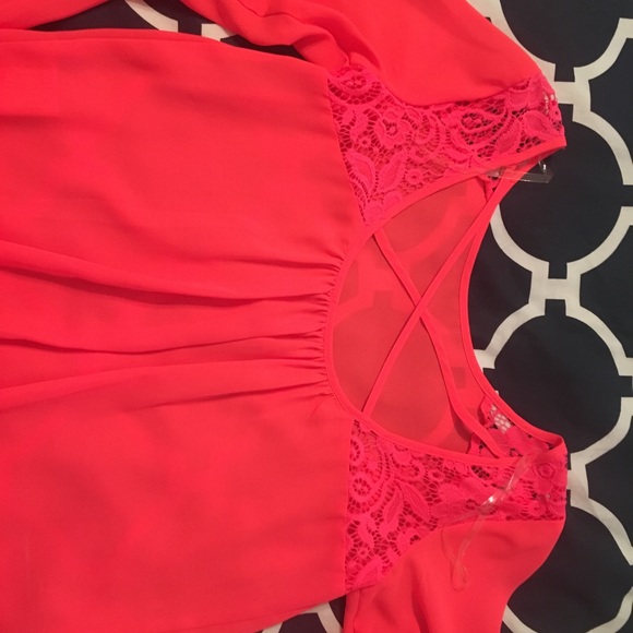 Hot pink Gianni Bini blouse - Picture 2 of 3